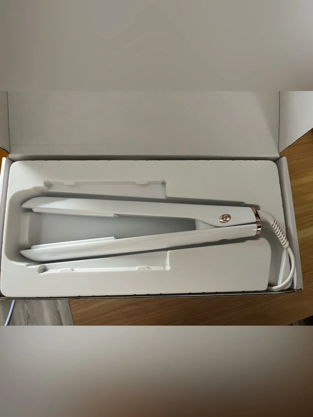 Lemax sleek white